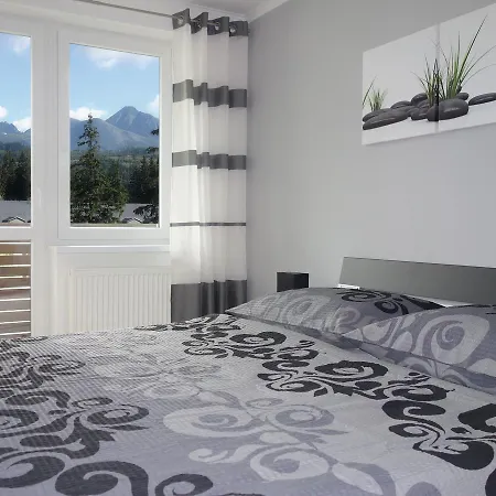 S Vyhladom Na Tatry
